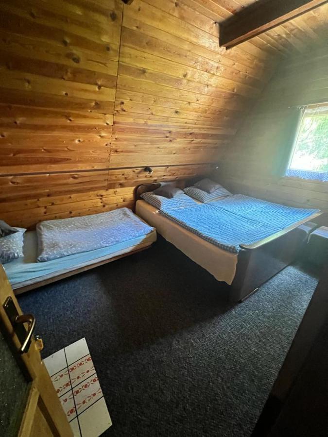 Horska Chata Veverka Подбанське Екстер'єр фото